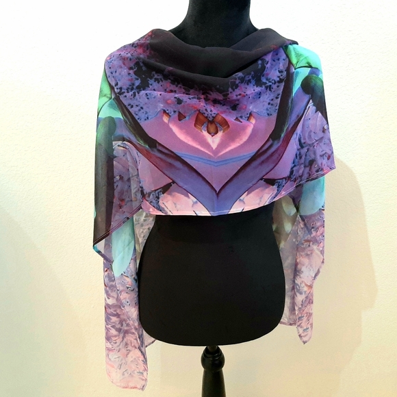 Designer Scarf - Picture 2 of 16